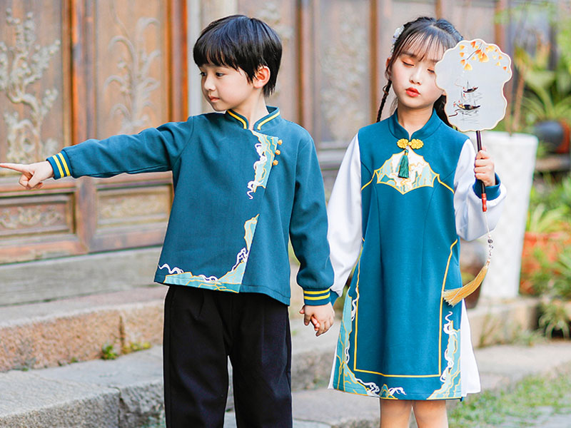 民族特色校服