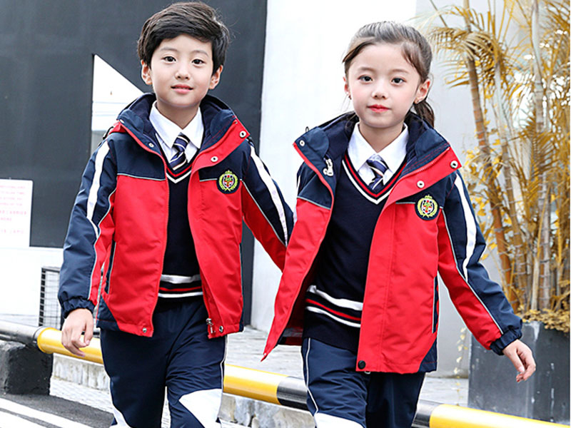 公私立学校校服区别——苏州校服定制